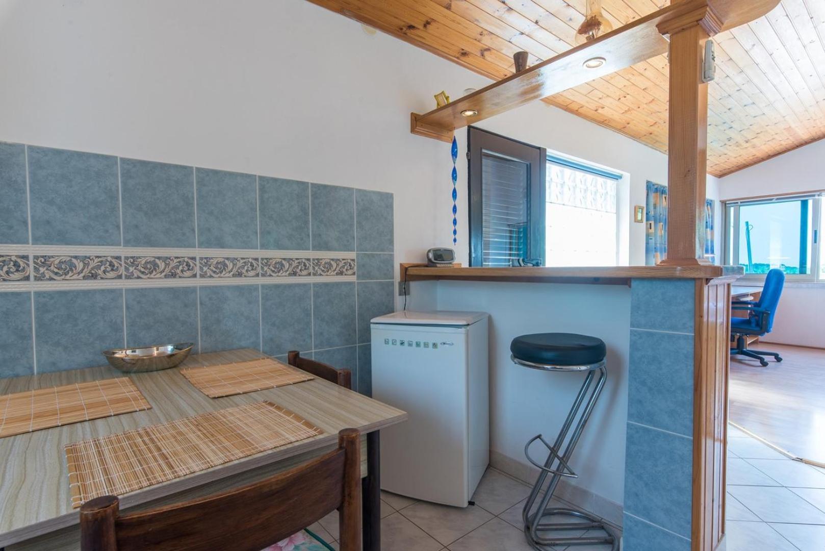 Apartments Kadum 25 Kadumi Pokoj fotografie
