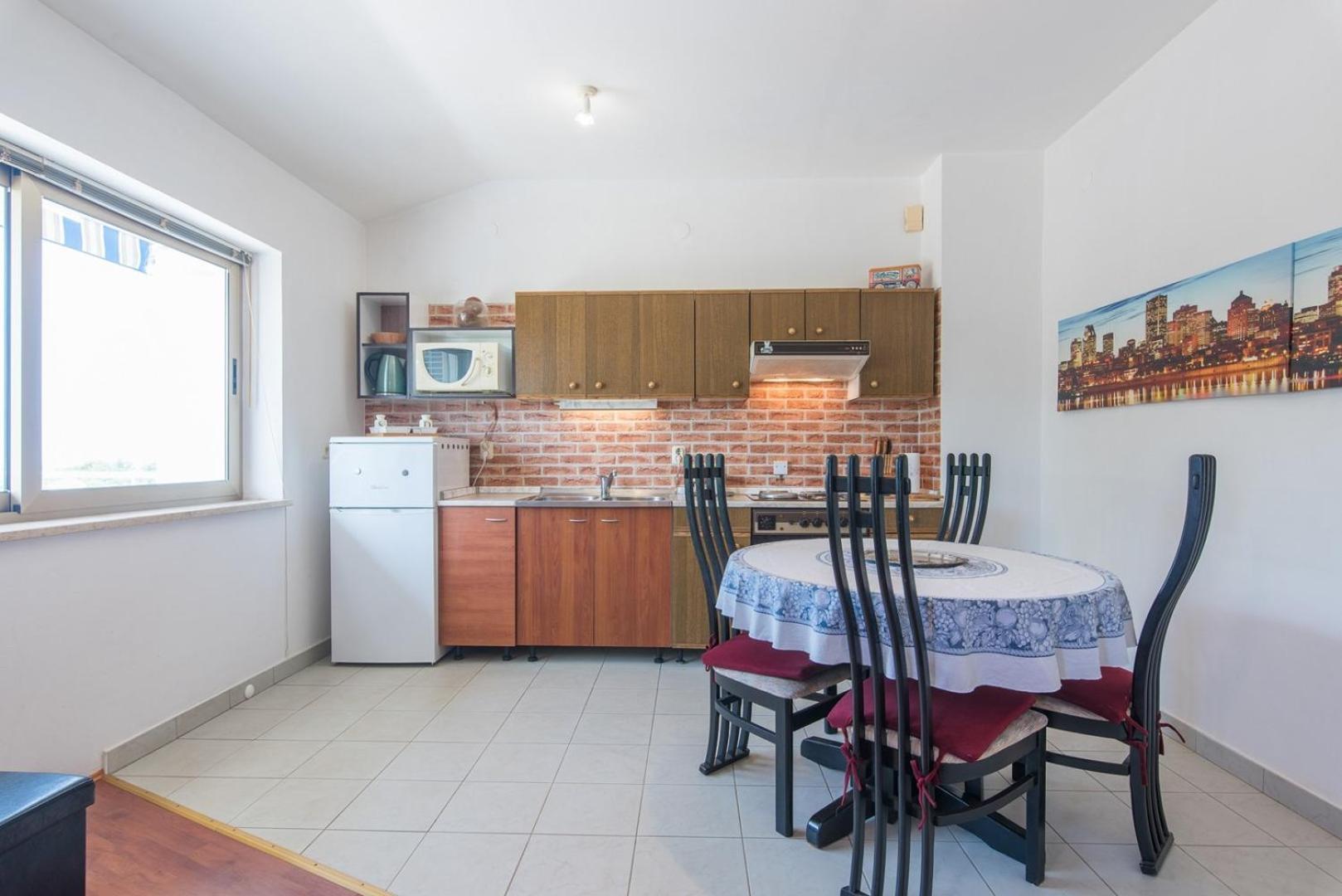 Apartments Kadum 25 Kadumi Pokoj fotografie